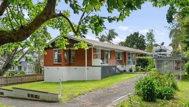  at 1/21 Woodside Road, Mount Eden, Auckland