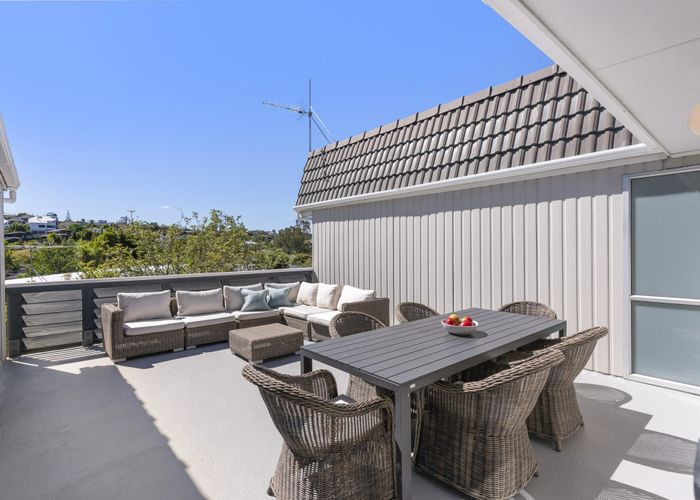  at 40 Saddleback Rise, Murrays Bay, Auckland