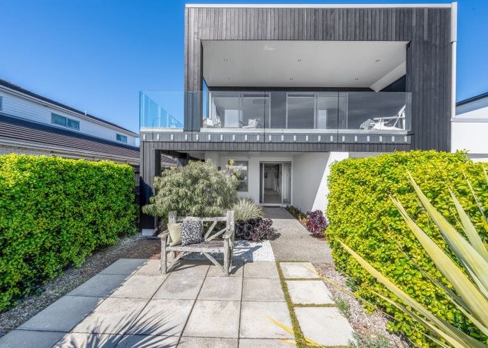  at 8 The Parade, Bucklands Beach, Manukau City, Auckland