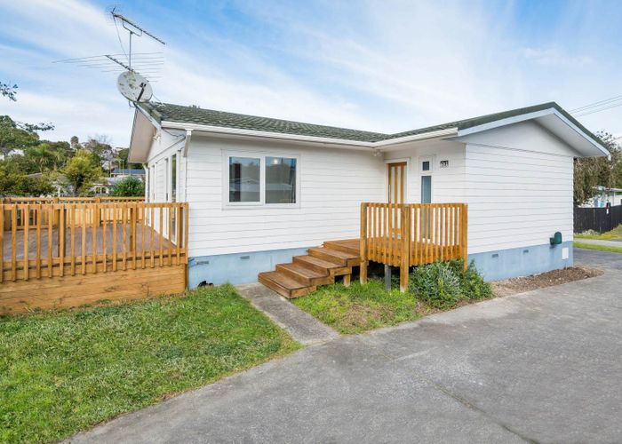  at 1/62 Glenvar Road, Torbay, Auckland