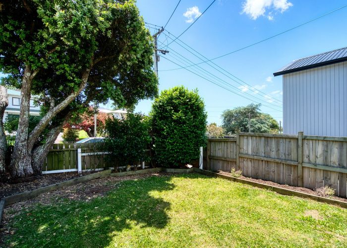  at 6 Kotahi Road, Mount Wellington, Auckland City, Auckland