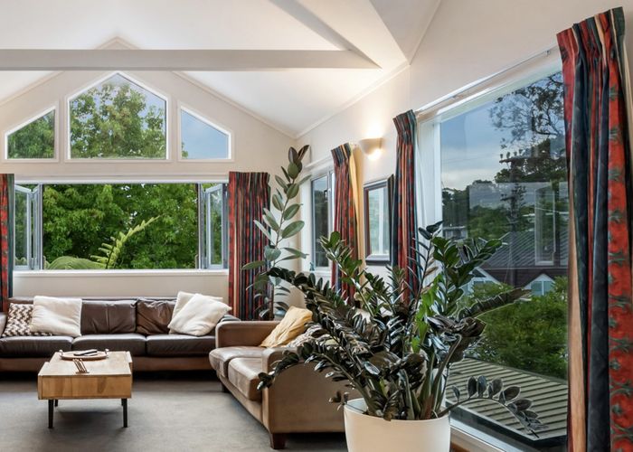  at 35 Seaton Road, Murrays Bay, North Shore City, Auckland