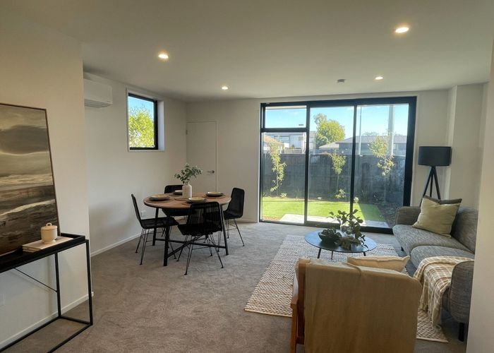  at 2/235 Cranford Street, St. Albans, Christchurch City, Canterbury