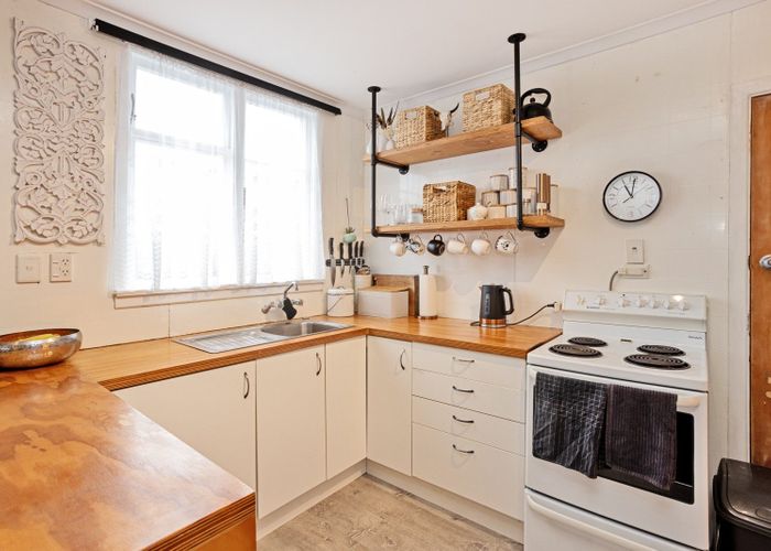  at 68 Ross Street, Grasmere, Invercargill