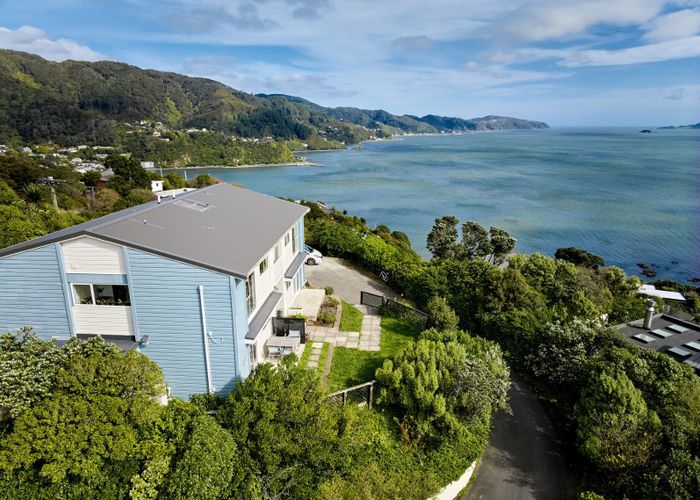  at 8A Nikau Road, Point Howard, Lower Hutt