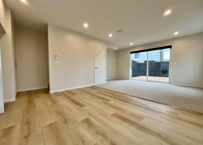  at 2/205 Cranford Street, St. Albans, Christchurch City, Canterbury