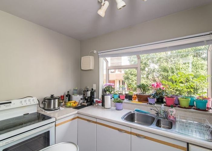  at 18/20 Thompson Street, Mount Cook, Wellington, Wellington