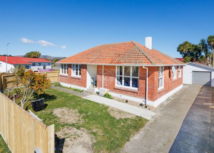  at 27 Crewe Crescent, Hokowhitu, Palmerston North, Manawatu / Whanganui