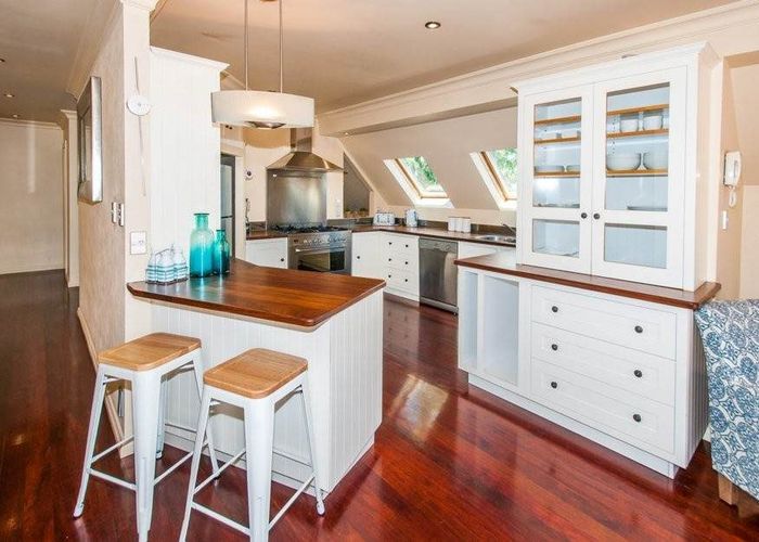  at 7a Cliff Road, Torbay, North Shore City, Auckland