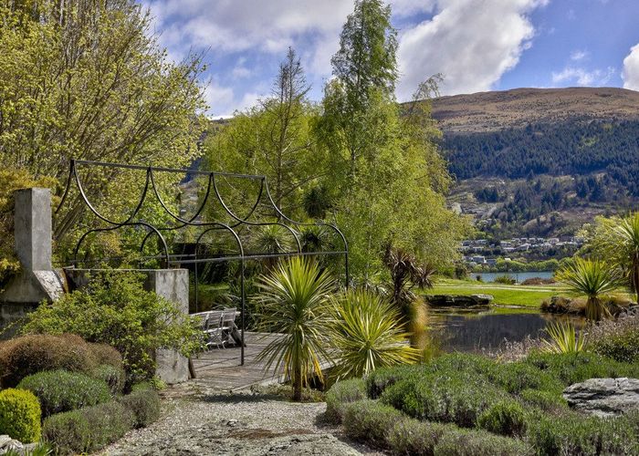  at 206 Peninsula Road, Kelvin Heights, Queenstown-Lakes, Otago