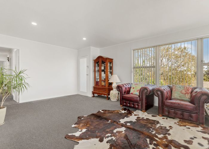  at 2/34B Sunnynook Road, Sunnynook, North Shore City, Auckland