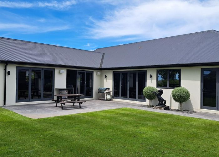  at 15 Goodwood Avenue, Lincoln, Lincoln