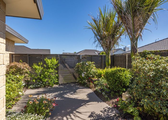  at 82 Regent Drive, Paraparaumu Beach, Kapiti Coast, Wellington