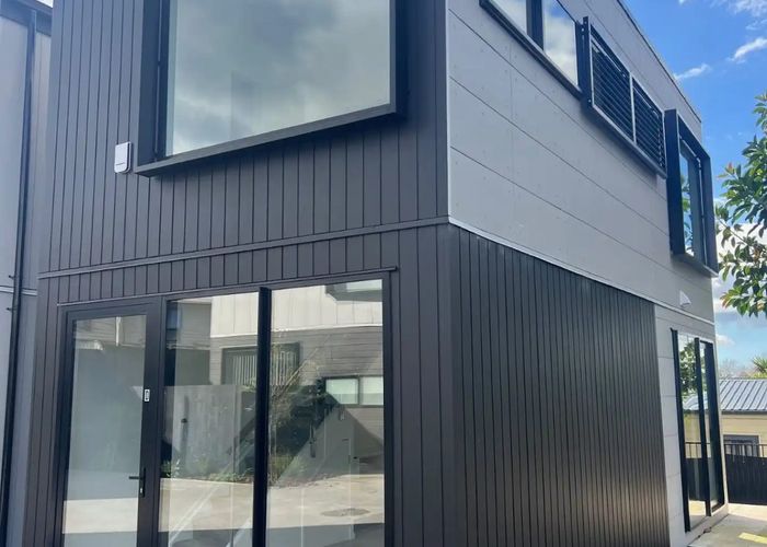  at 14D Andrew Road, Howick, Manukau City, Auckland