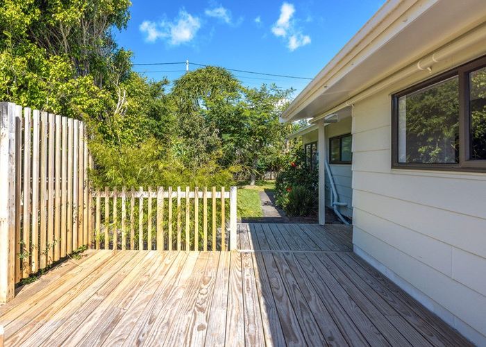  at 39 Ocean Road, Surfdale, Waiheke Island