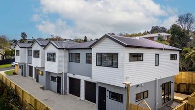  at 64B Girrahween Drive, Totara Vale, Auckland