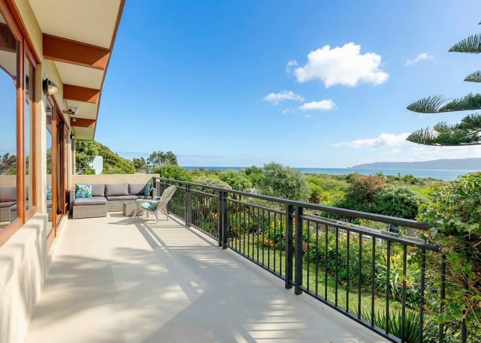  at 81 Manly Street, Paraparaumu Beach, Kapiti Coast, Wellington