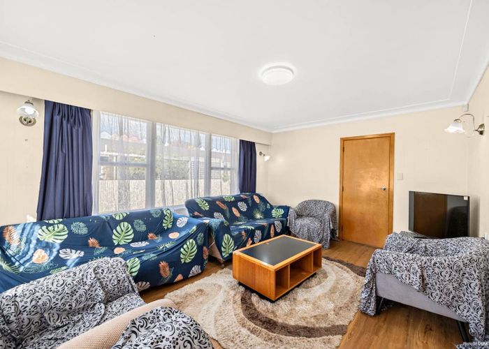  at 2/36A Glen Avenue, Papatoetoe, Auckland