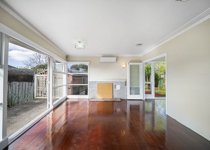  at 21 McKean Ave, Manurewa, Manukau City, Auckland