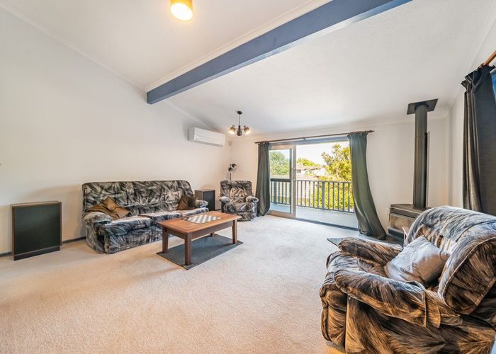  at 14 Johnswood Grove, Clouston Park, Upper Hutt, Wellington