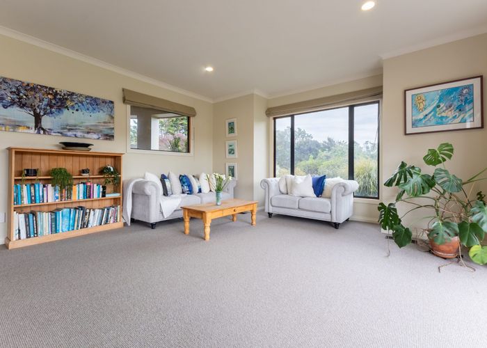  at 114 Rutherford Drive, Waikanae Beach, Kapiti Coast, Wellington