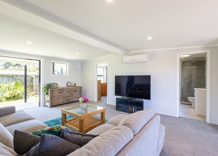  at 6 Sea View Road, Baylys Beach