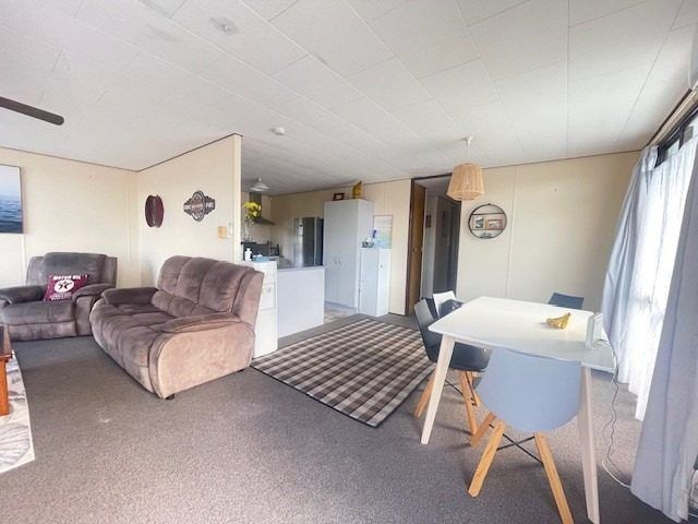  at 7 Kearney Place, Massey, Auckland