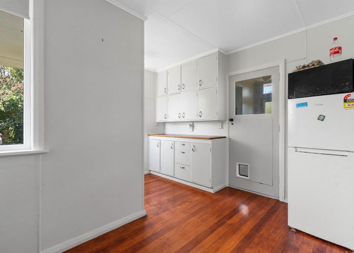  at 10 Surrey Street, Solway, Masterton