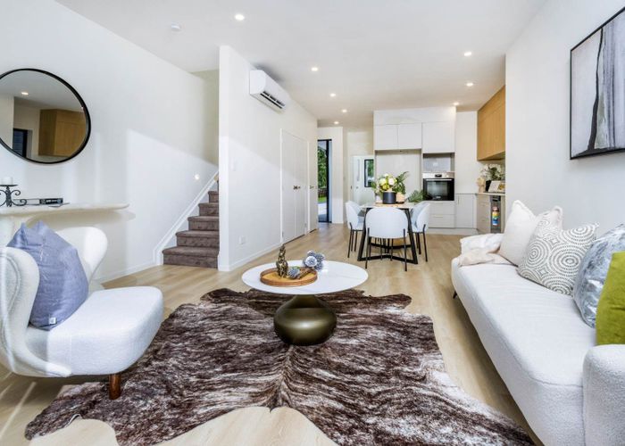  at 11C Elizabeth Drive, West Harbour, Waitakere City, Auckland