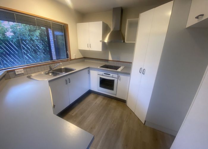 at 28a Inglewood Place, Avonhead, Christchurch City, Canterbury