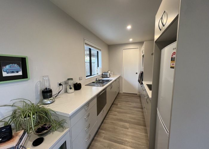  at 2/141 Cuthberts Road, Aranui, Christchurch City, Canterbury