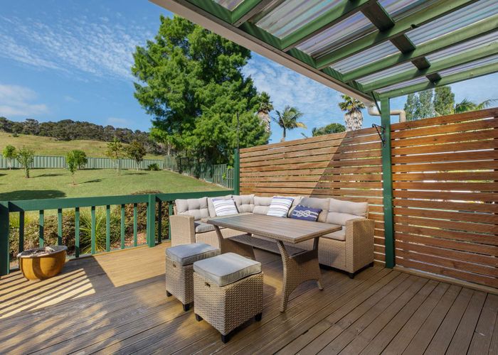  at 11 Grassmere Road, Henderson Valley, Auckland
