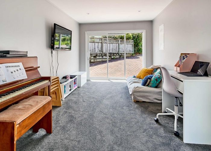  at 23B Kentwood Drive, Woodridge, Wellington