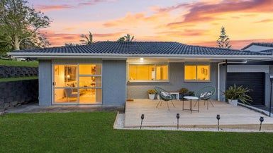  at 30A Hollyford Drive, Clover Park, Auckland