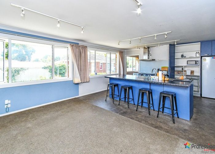  at 28 Fairview Road, Papatoetoe, Auckland