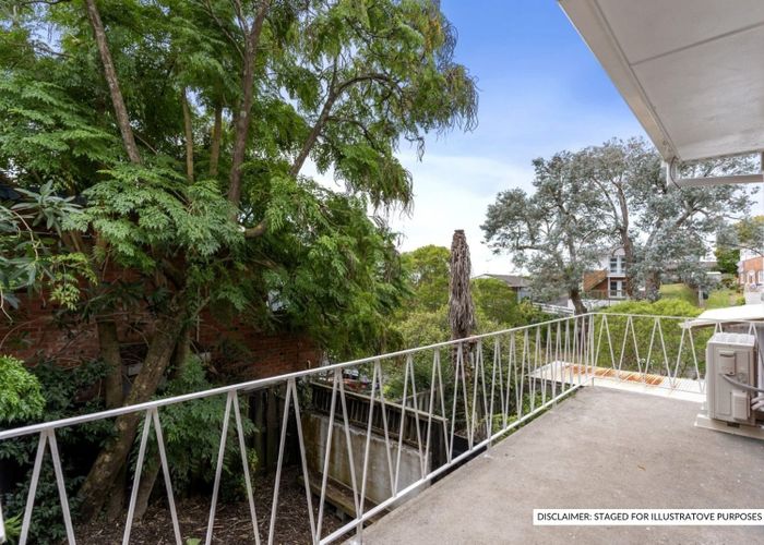  at 2/35 Simkin Avenue, Saint Johns, Auckland City, Auckland