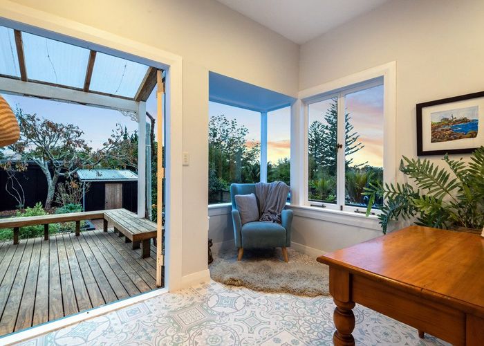  at 12 Glade Lane, Birkenhead, North Shore City, Auckland