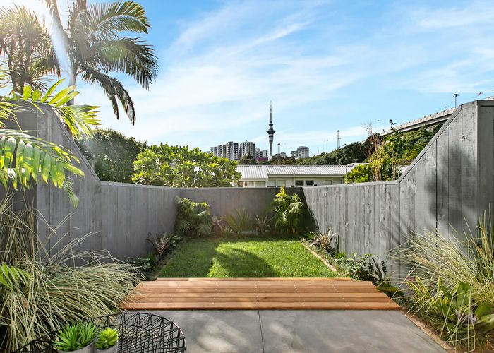  at 77 Howe Street, Freemans Bay, Auckland