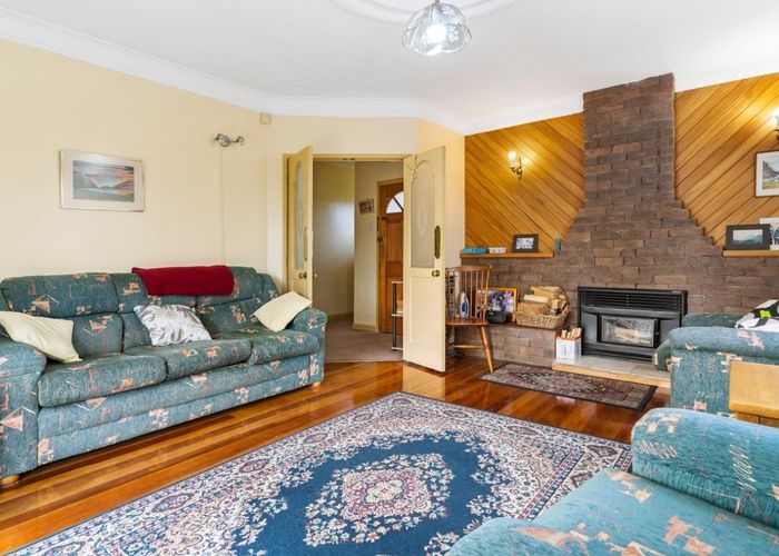  at 40 Wedgwood Avenue, Mangere East, Auckland