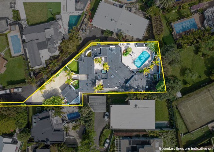  at 52 Benson Road, Remuera, Auckland