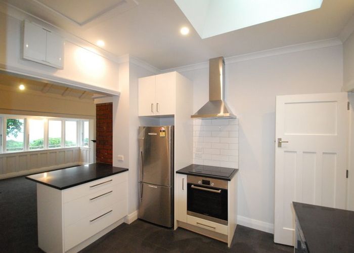  at 21 Kotari Rd, Eastbourne, Lower Hutt, Wellington