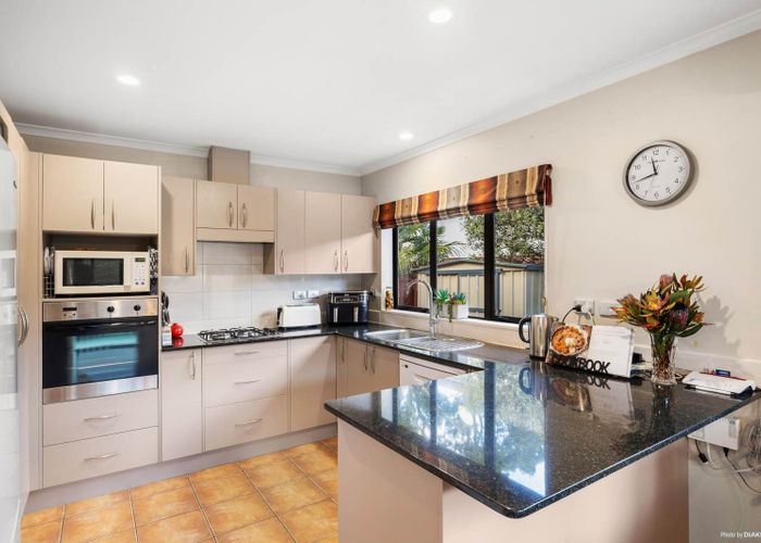  at 199a Hill Road, The Gardens, Manukau City, Auckland