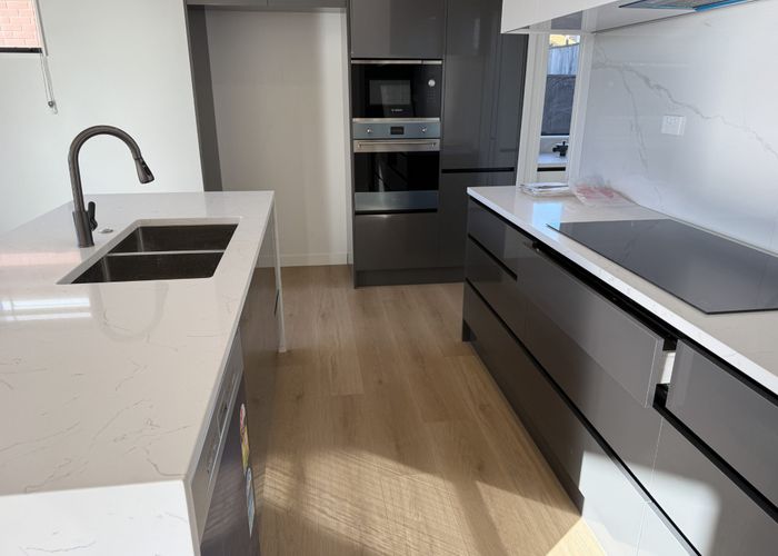  at 120 Taylor St, Blockhouse Bay, Auckland City, Auckland