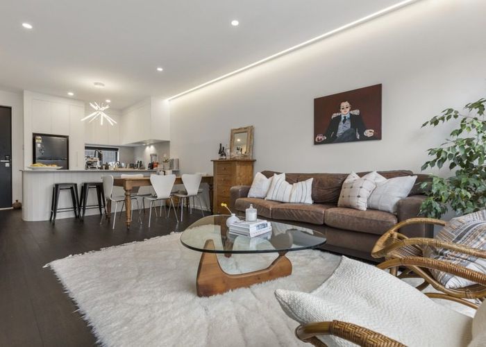  at 18D St Michaels Avenue, Point Chevalier, Auckland City, Auckland