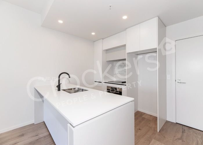  at 211/2A Munroe Lane, Albany, Auckland
