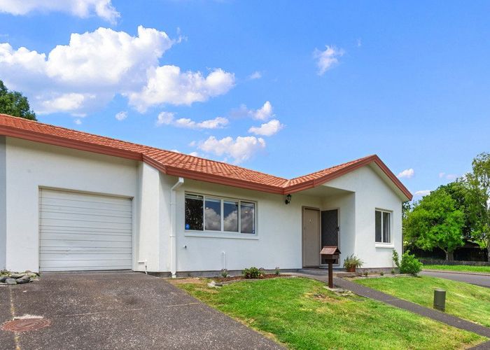  at 1 Neta Grove, Henderson, Waitakere City, Auckland