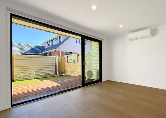  at 7/46  Taikata Road, Te Atatu Peninsula, Waitakere City, Auckland