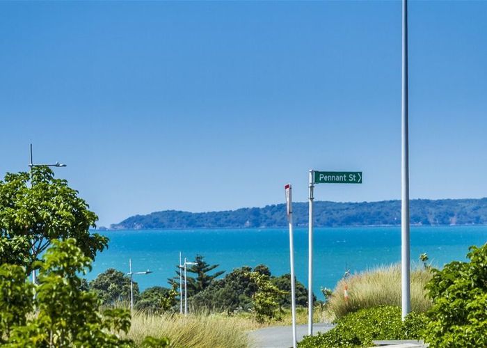  at 24 Windlass Street, Long Bay, Auckland