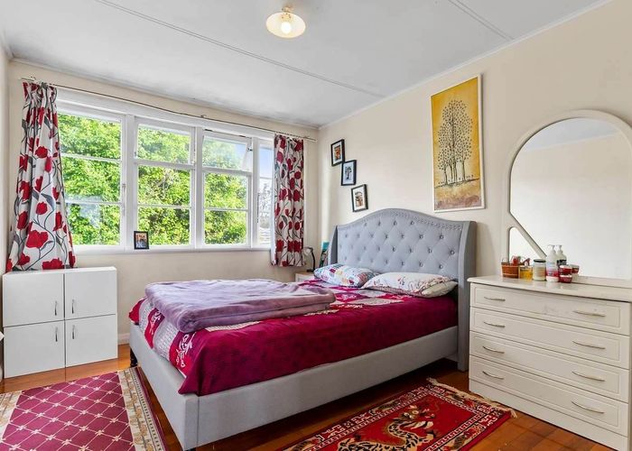  at 22 Eastview Road, Glen Innes, Auckland