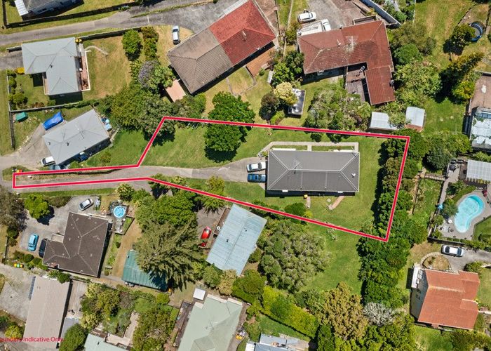  at 1/13 Downing Street, Glenfield, Auckland